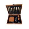Set Cadou Premium cu Șah, Borsetă Whisky și Accesorii – Cutie din Lemn, Finisaj Textil Maro Elegant - imagine 2